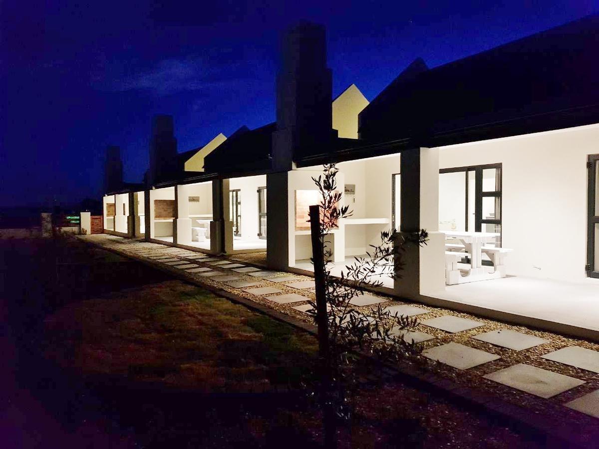 Three Feathers Cottages لانجيبان المظهر الخارجي الصورة