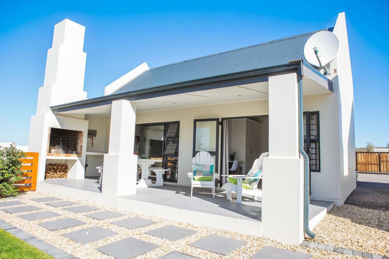 Three Feathers Cottages لانجيبان المظهر الخارجي الصورة